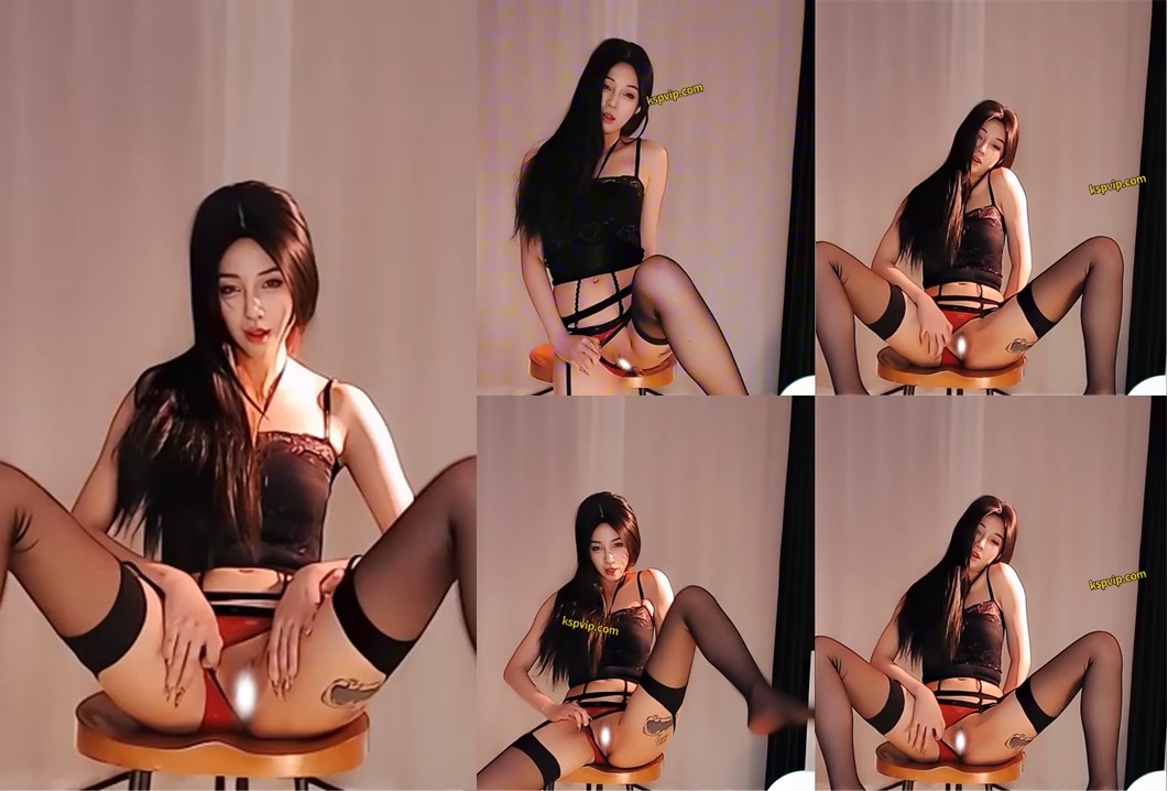 【虎牙、静香】掰逼万元定制舞蹈，虎牙极品御姐，吊带黑丝，张开双腿，掰开骚逼，想不想上去舔一舔（1V）